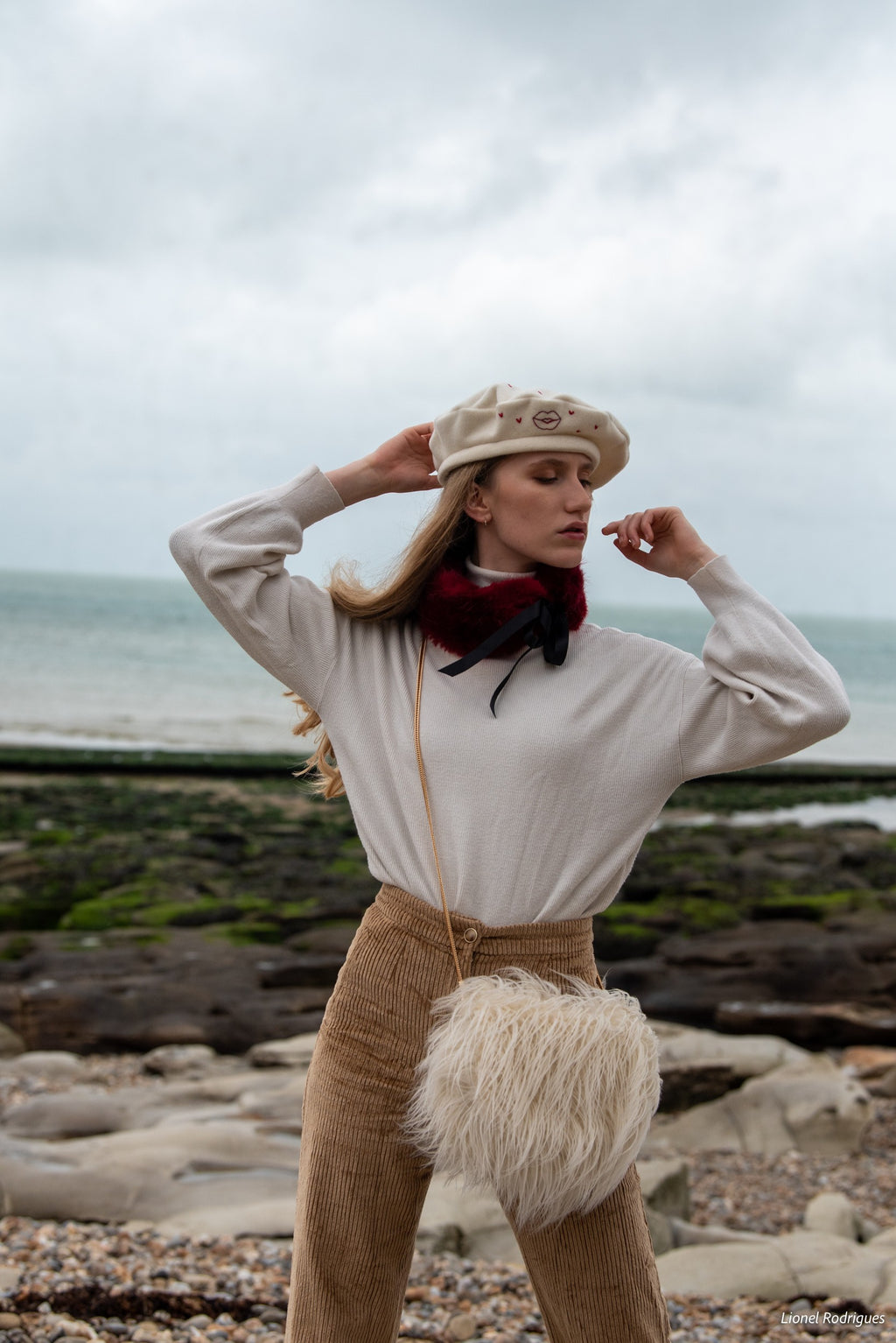 Béret Elisabeth en cachemire brodé main