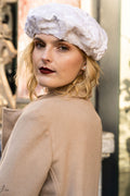 Béret Amandine en fausse fourrure blanche