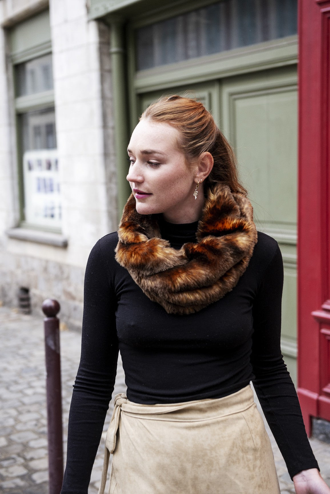 Petit col snood Louise en fausse fourrure de haute qualité
