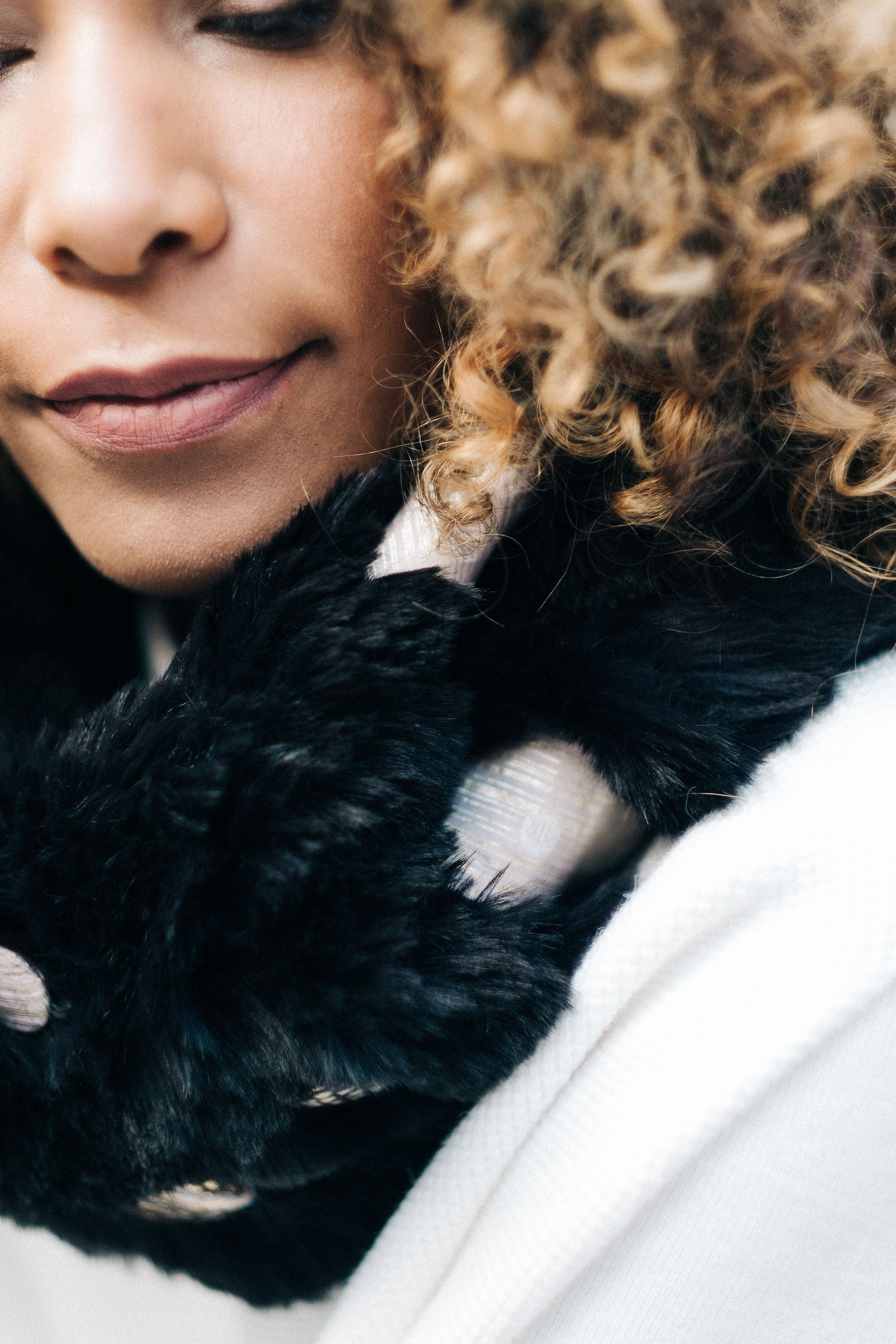 Petit col snood Valentine en fausse fourrure toute douce