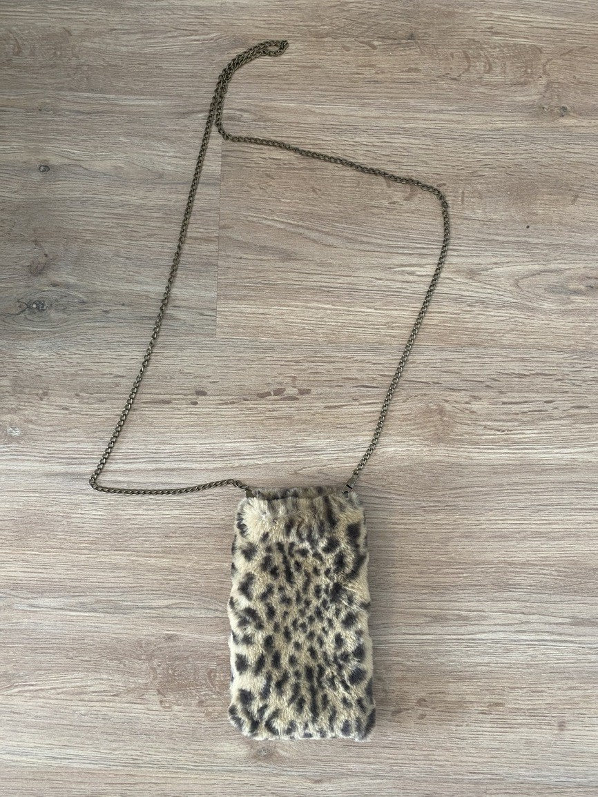 Pochette de téléphone Léo
