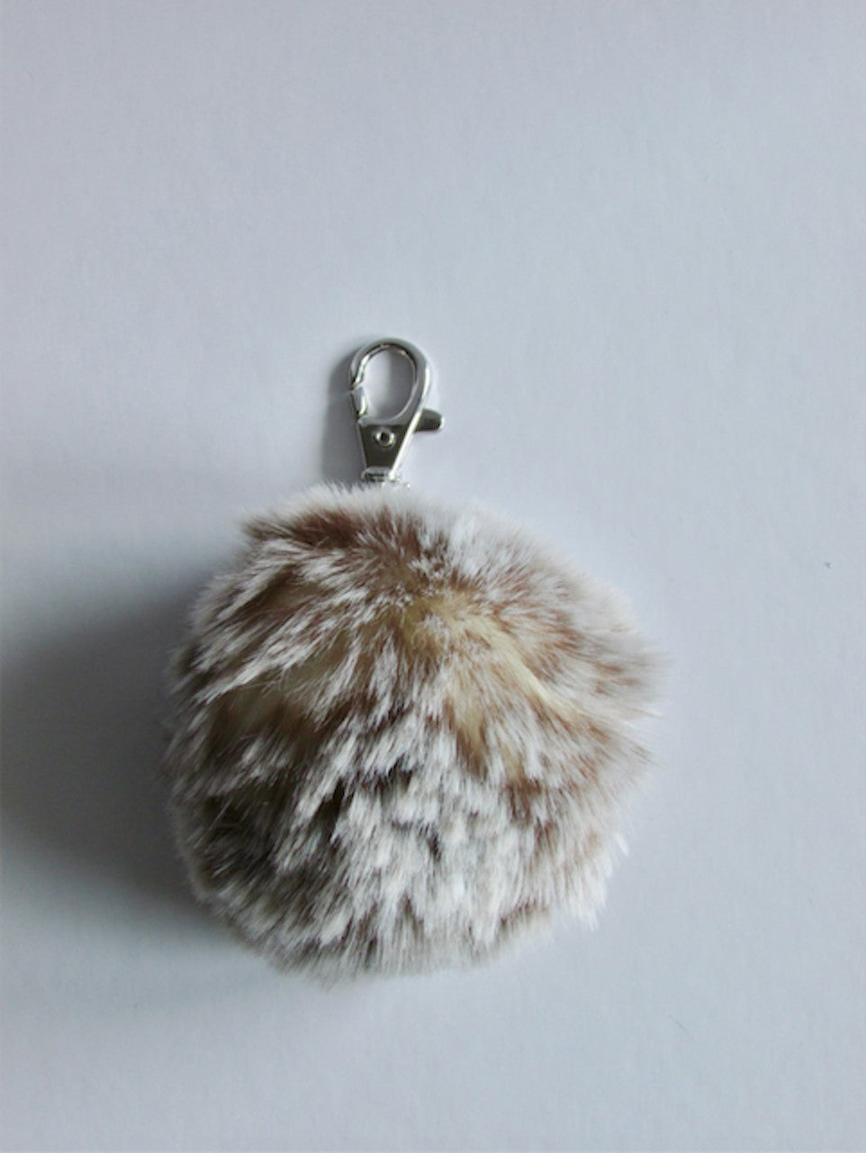 Porte-clé pompon Célia en fausse fourrure de luxe