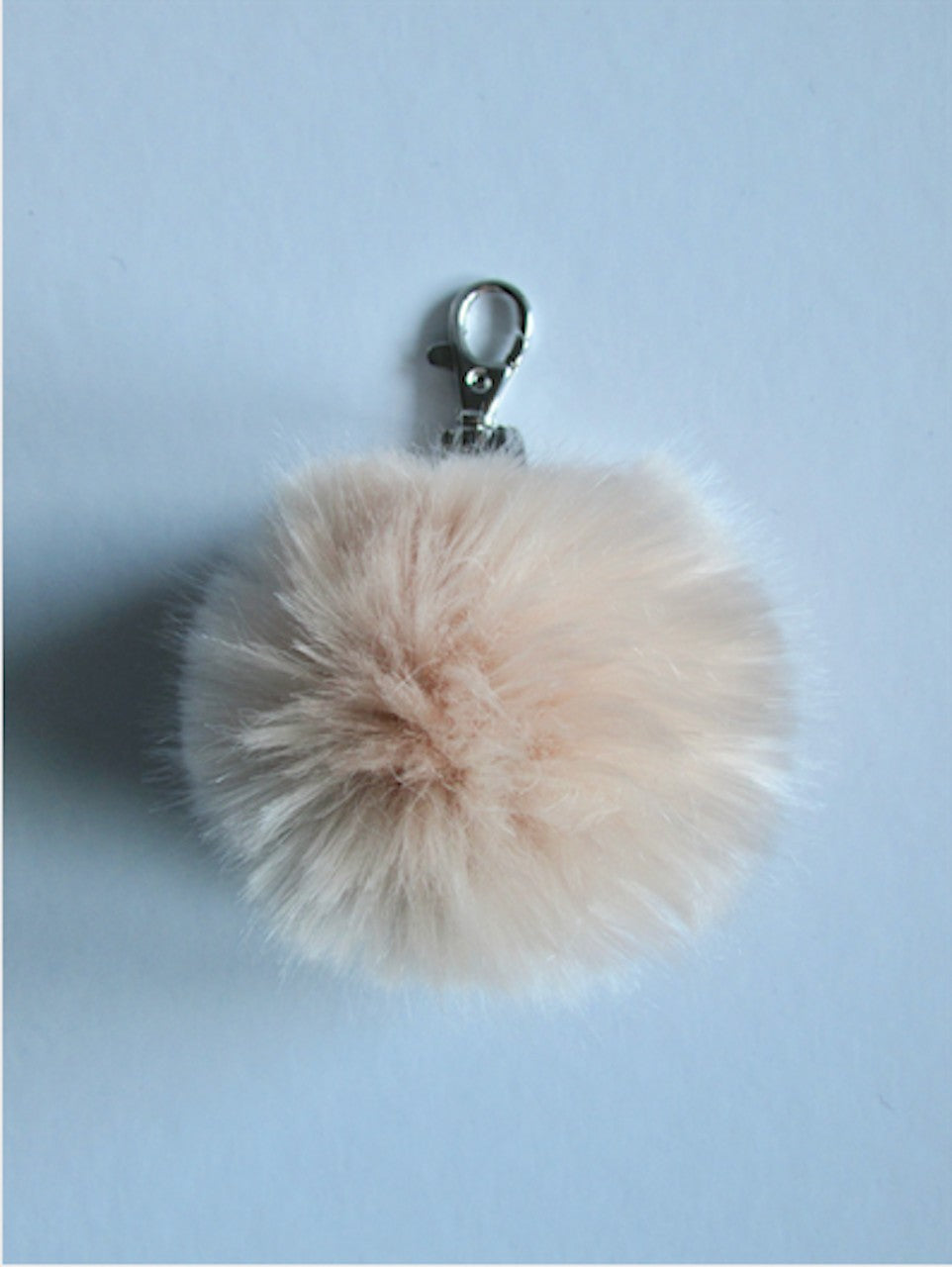 Porte clé pompon Paula en fausse fourrure très douce