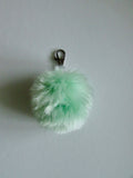 Porte-clé pompon Victoire en fausse fourrure de luxe