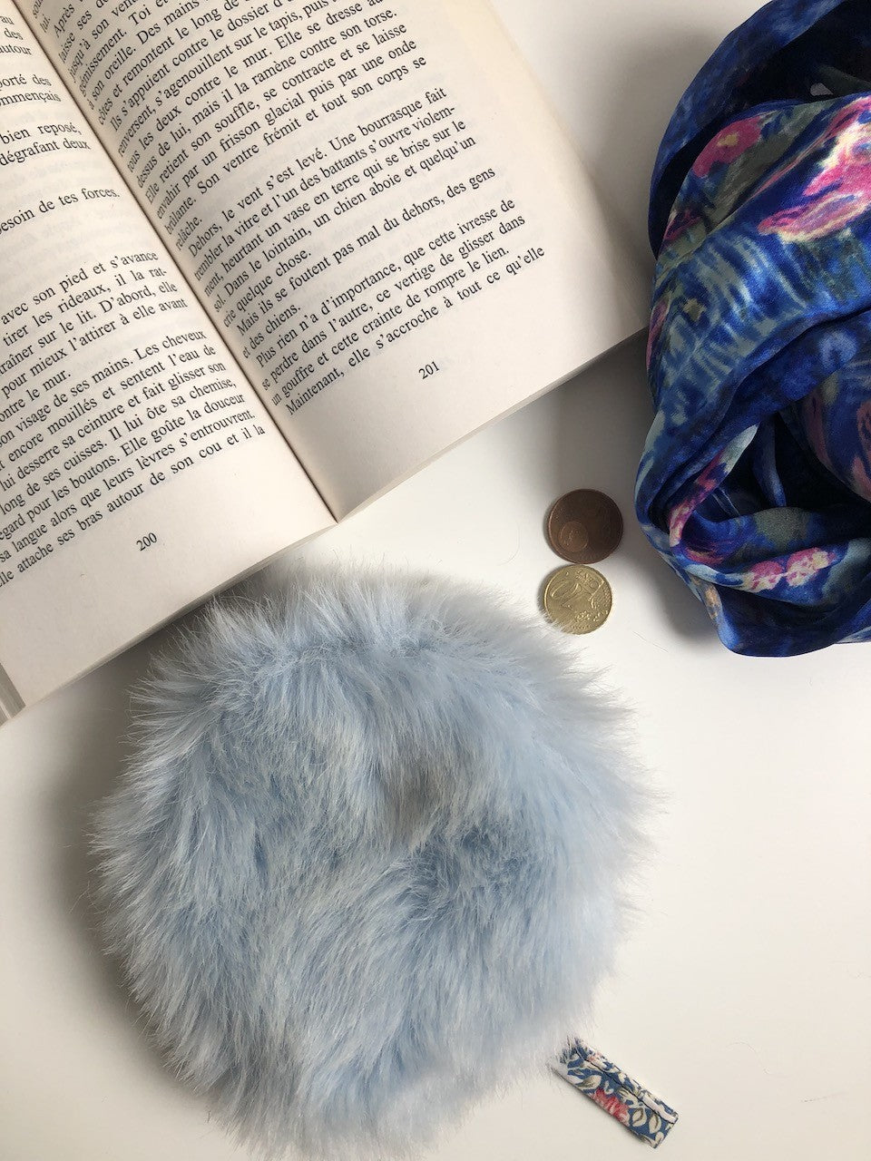 Porte-monnaie Lucie en fausse fourrure très douce