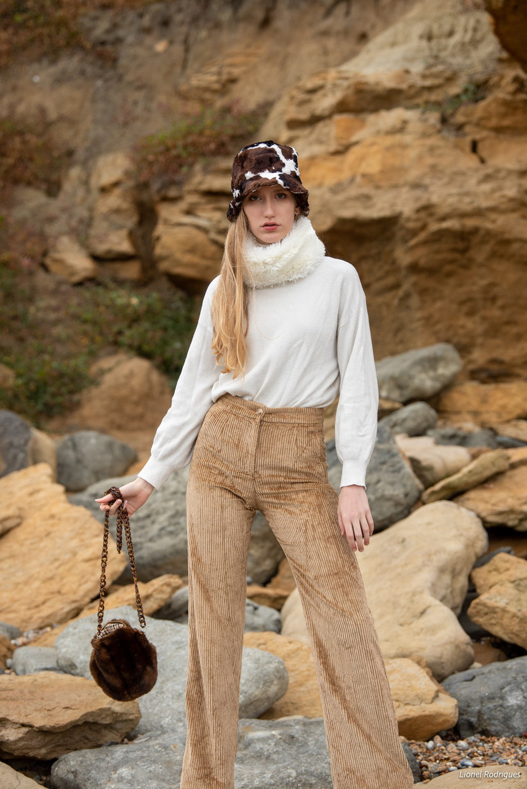 Sac rond Clara en fausse fourrure