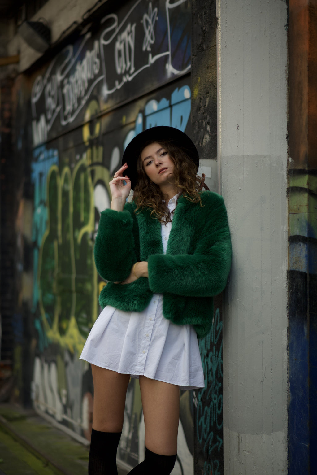 Veste Thatianna en fausse fourrure de haute qualité